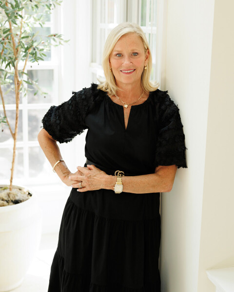 Dalia Metzger, real estate broker with @properties in St. Charles, Illinois
