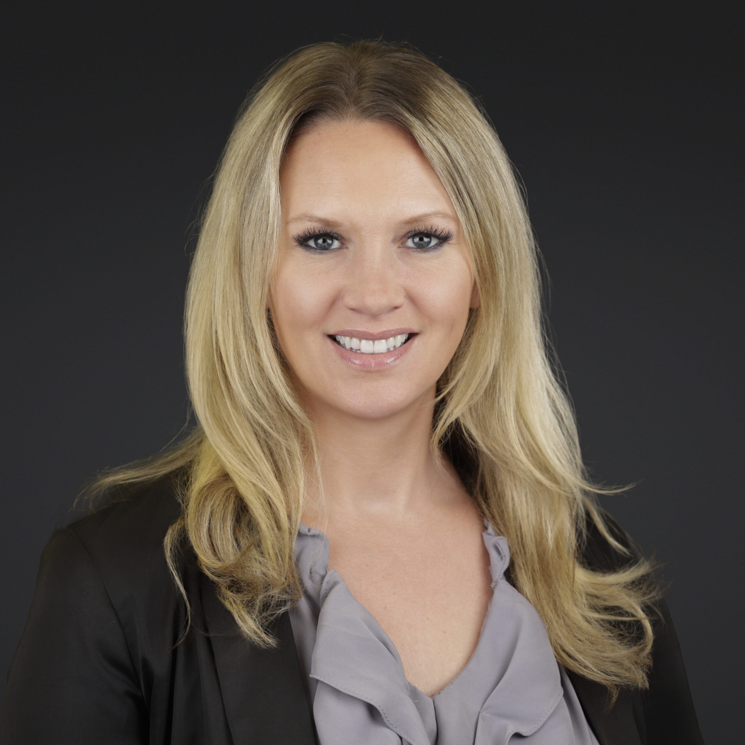 Portrait of Julie DeCicco