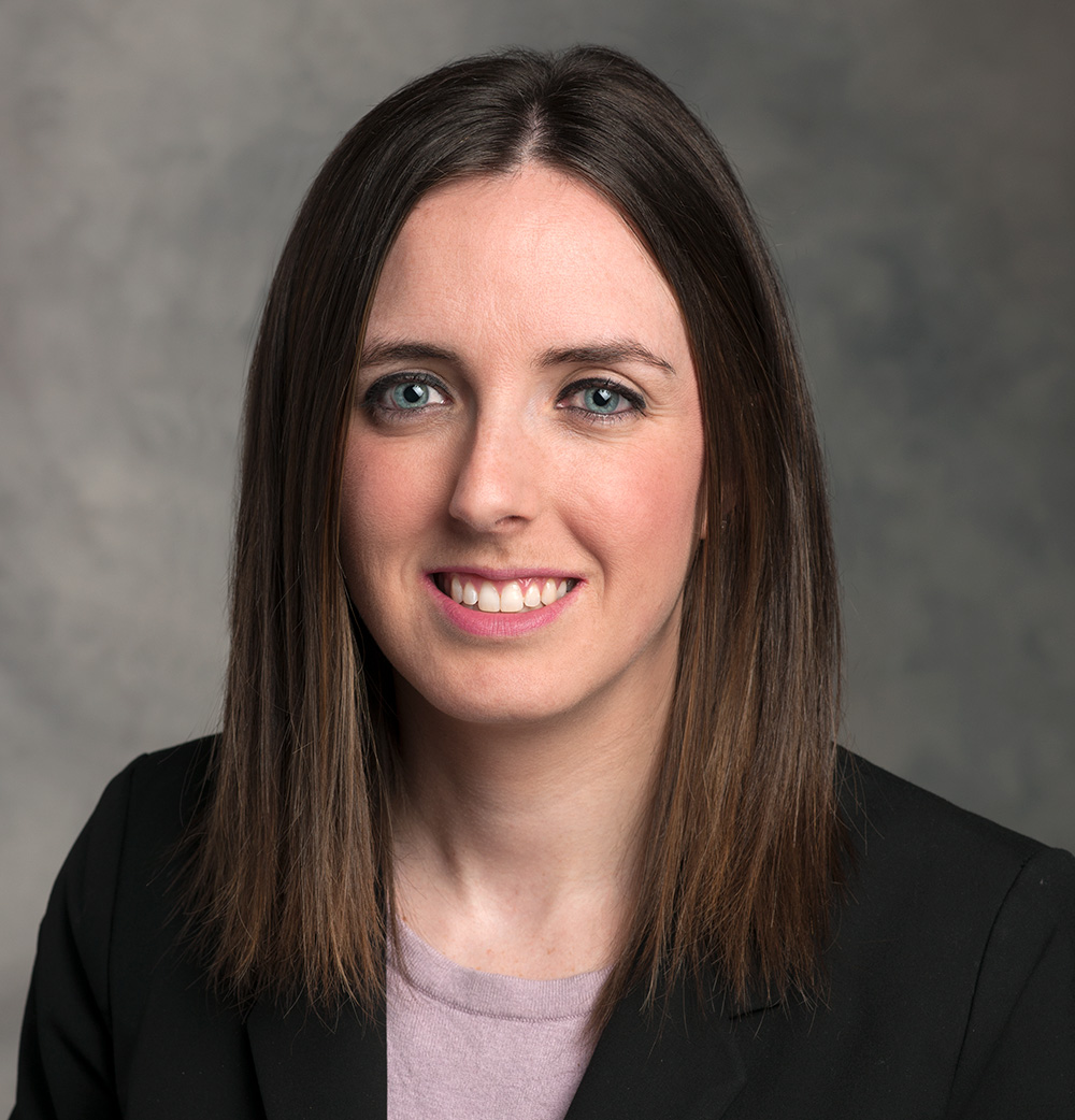 Portrait of Rebecca Raff, CFP®